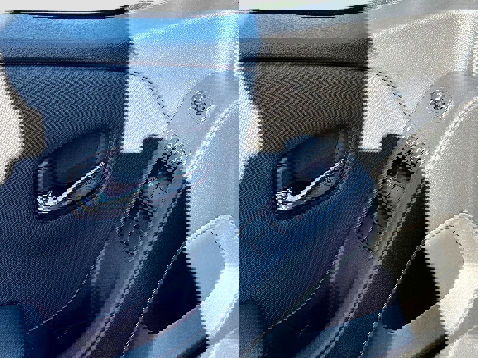 Used 2024 Nissan Frontier SL w/ Technology Package image 18