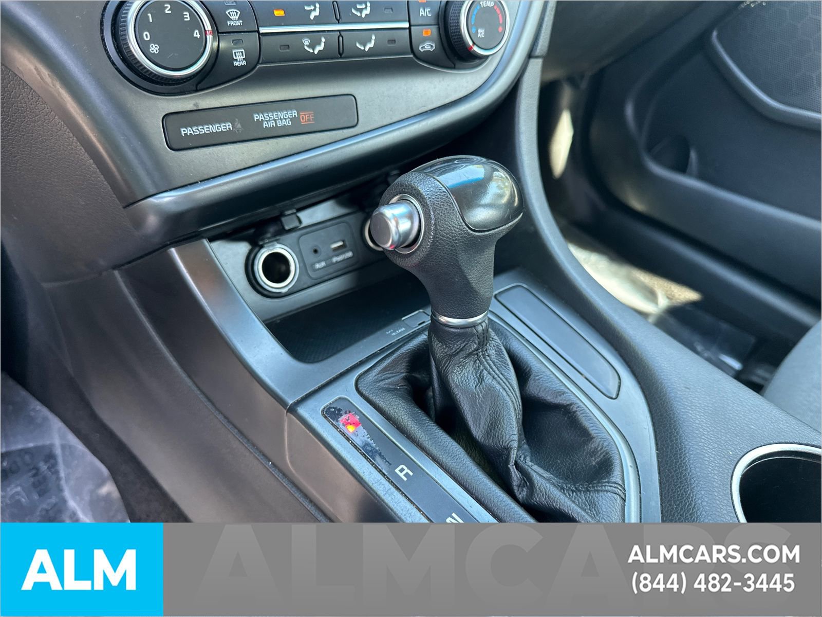 Used 2015 Kia Optima LX FWD image 27
