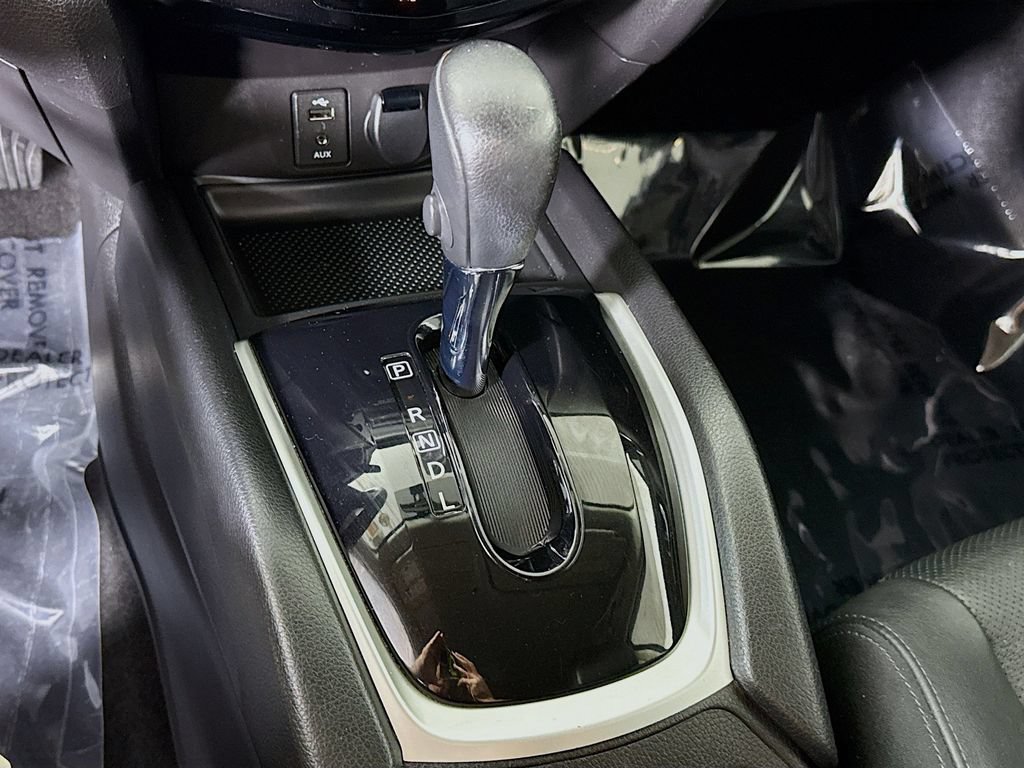 Used 2014 Nissan Rogue SL AWD/4WD image 10
