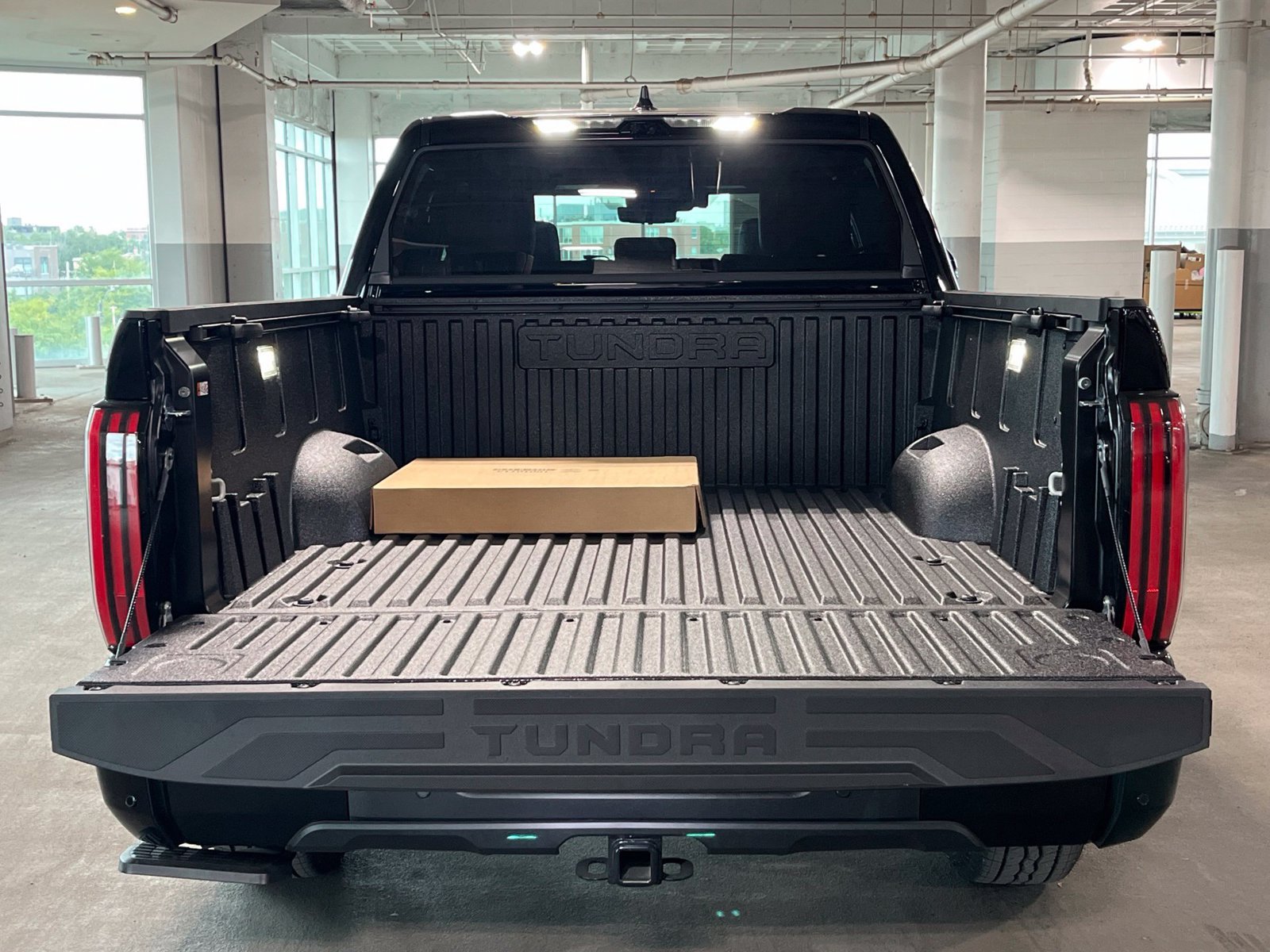 New 2026 Toyota Tundra Platinum w/ TRD Off-Road Package AWD/4WD image 9
