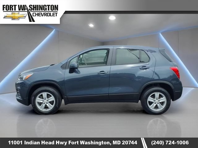Used 2021 Chevrolet Trax LS w/ Tint and Cruise Package AWD/4WD image 6