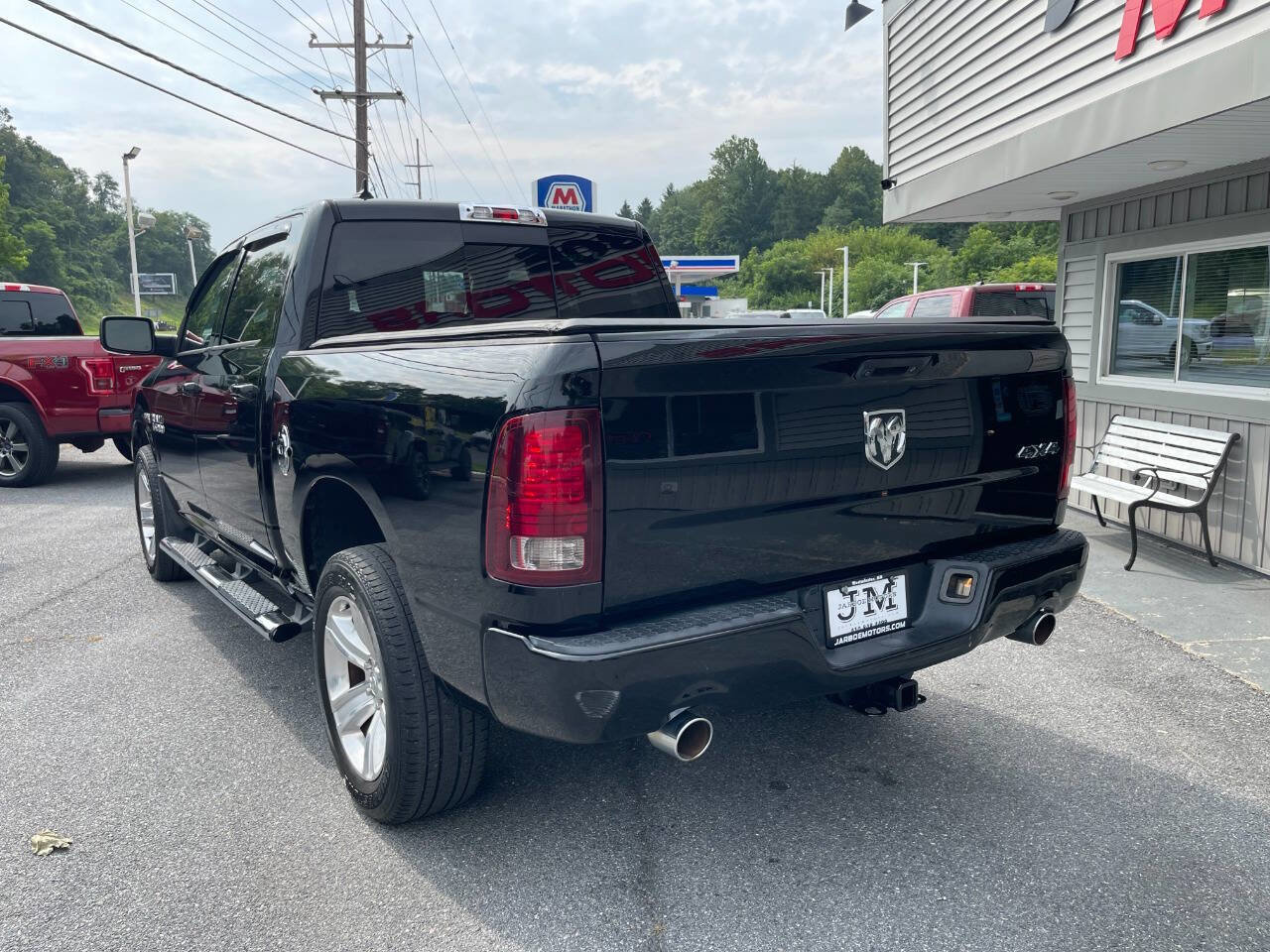 Used 2015 RAM 1500 Sport w/ Convenience Group image 7