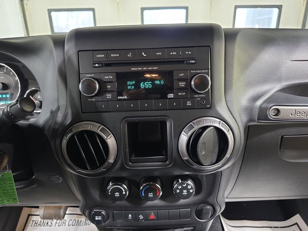 Used 2018 Jeep Wrangler Willys Wheeler image 19