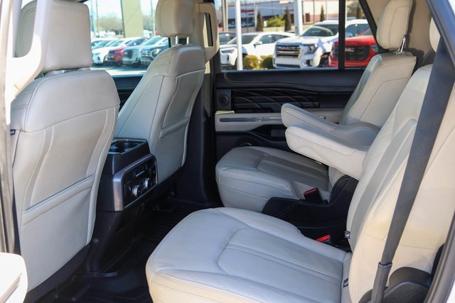 Used 2020 Ford Expedition Platinum image 16