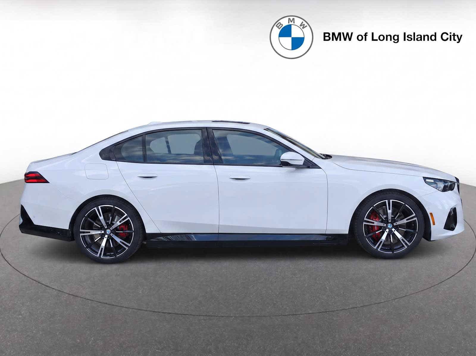New 2027 BMW 530i xDrive w/ M Sport Package AWD/4WD image 8