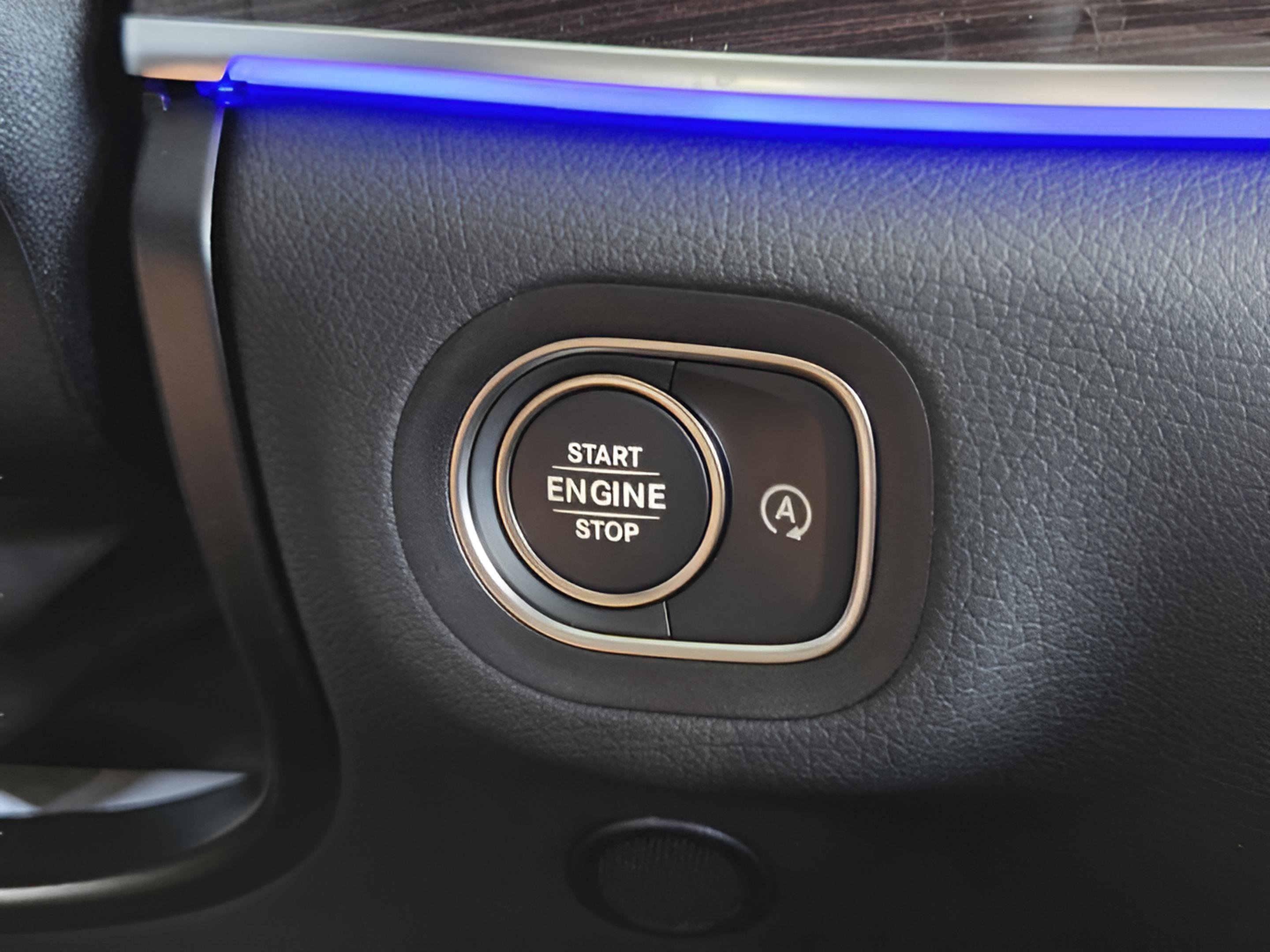 Used 2025 Mercedes-Benz GLE 350 4MATIC image 20