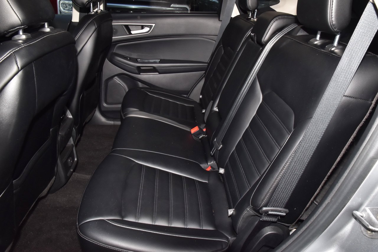 Used 2020 Ford Edge SEL FWD image 14