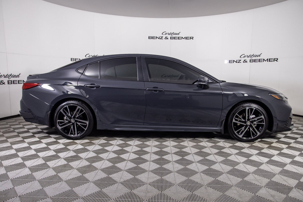 Used 2026 Toyota Camry XSE w/ Premium Package FWD image 3
