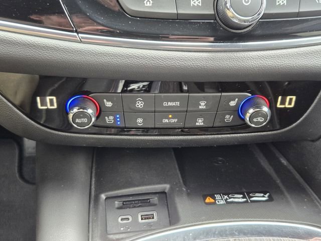 Used 2023 Buick Enclave Avenir w/ Avenir Technology Package AWD/4WD image 25