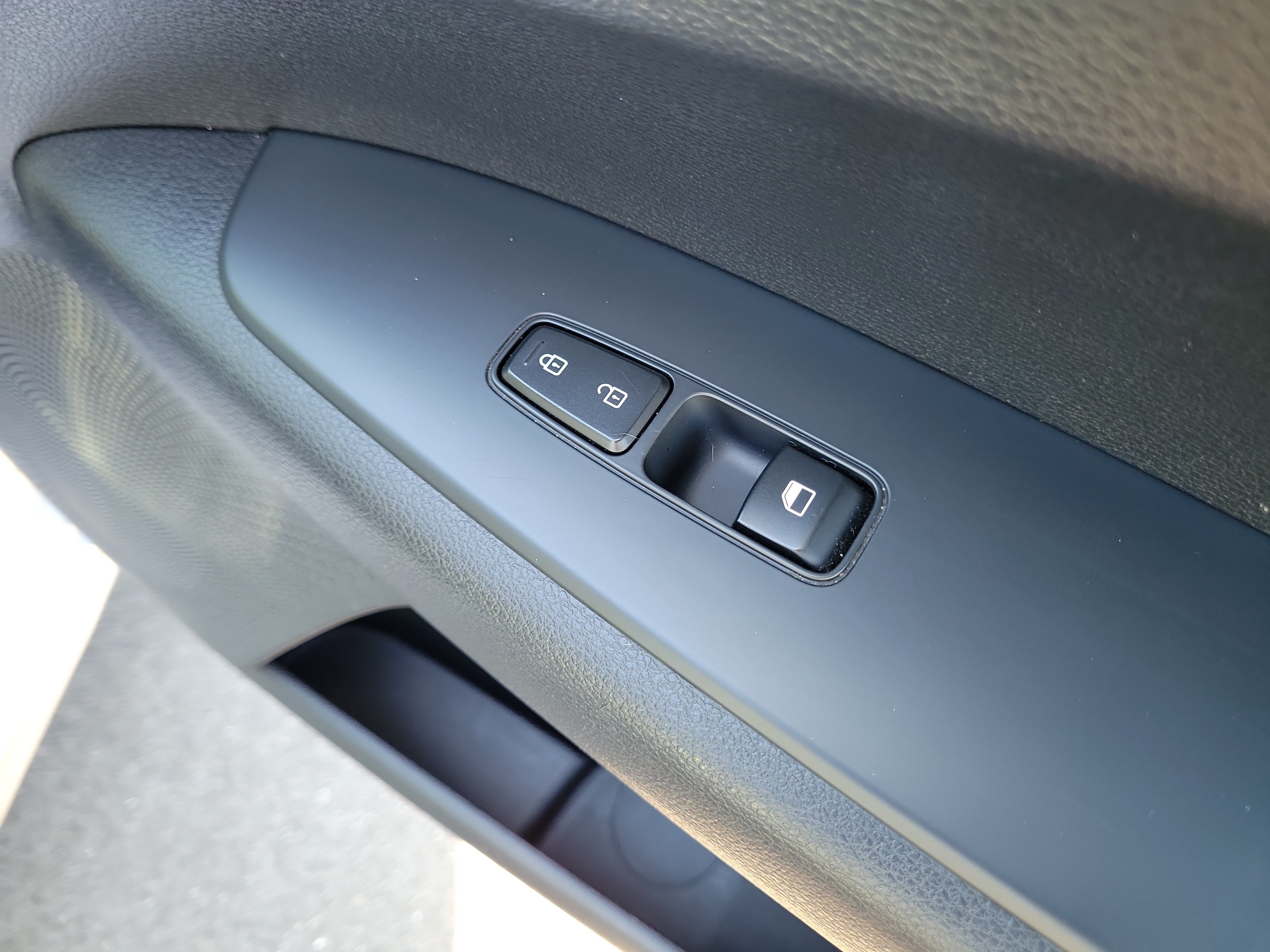 Used 2020 Kia Forte LXS FWD image 11