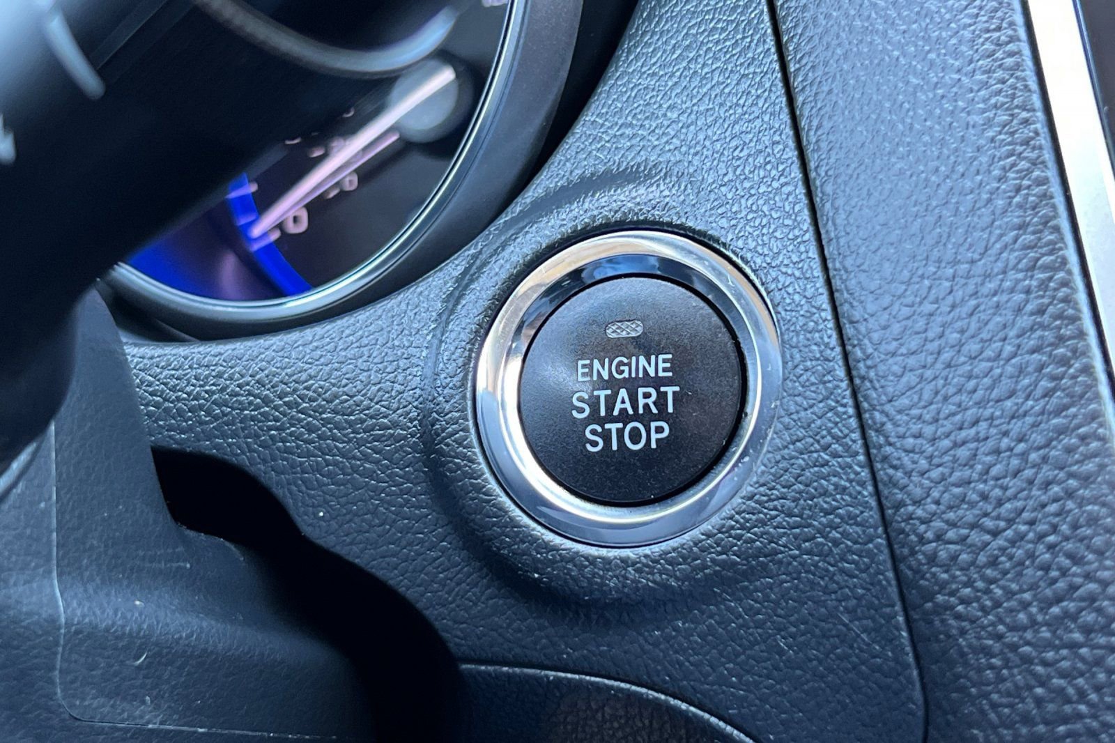 Used 2018 Subaru Outback 3.6R Limited image 24