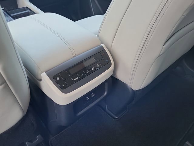 New 2025 Nissan Pathfinder SL image 21