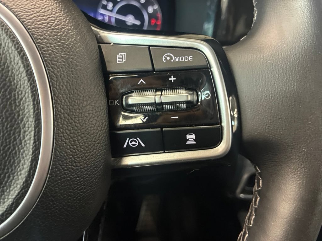 Certified 2023 Kia Sorento SX AWD/4WD image 23