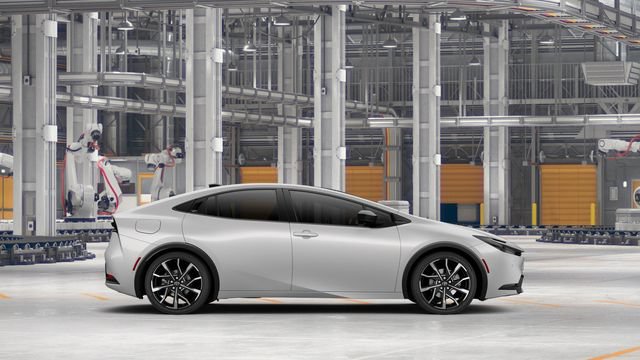 New 2027 Toyota Prius Plug-In Hybrid w/ Limited Premium Package FWD image 14