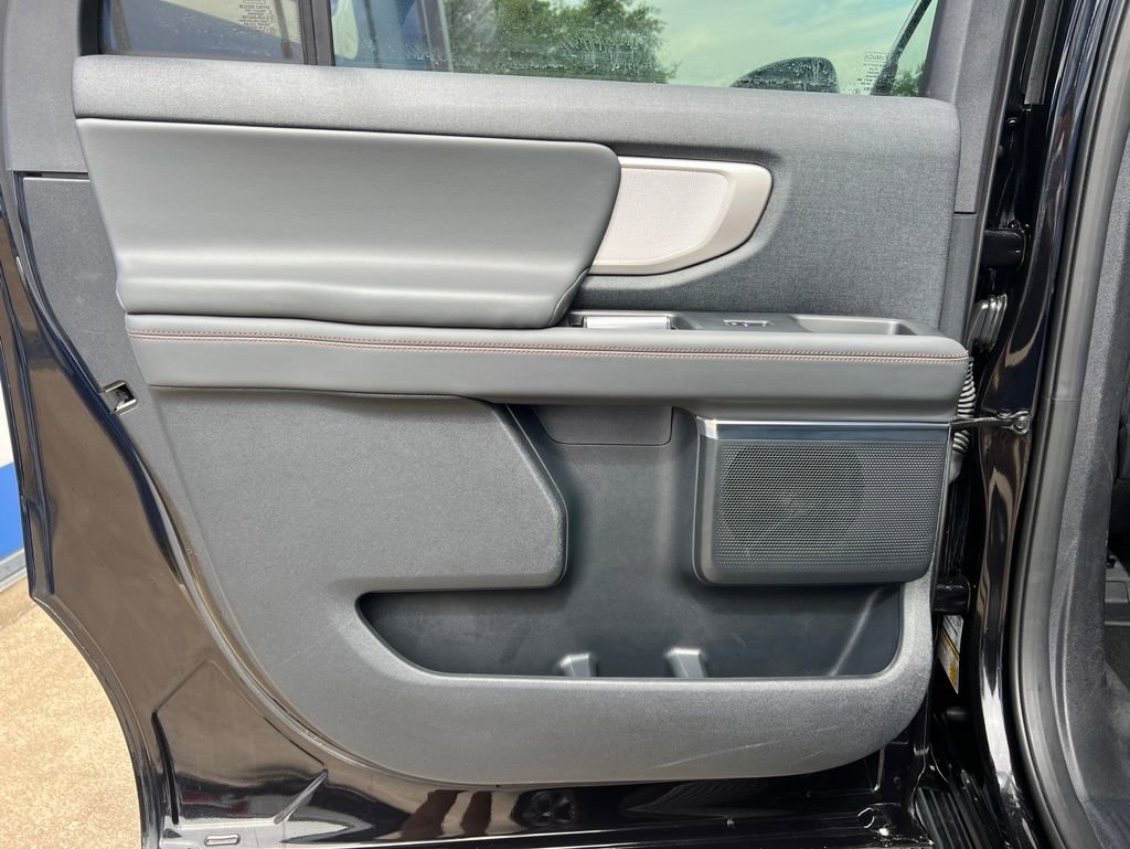 Used 2025 Ford Expedition Max Active RWD image 20