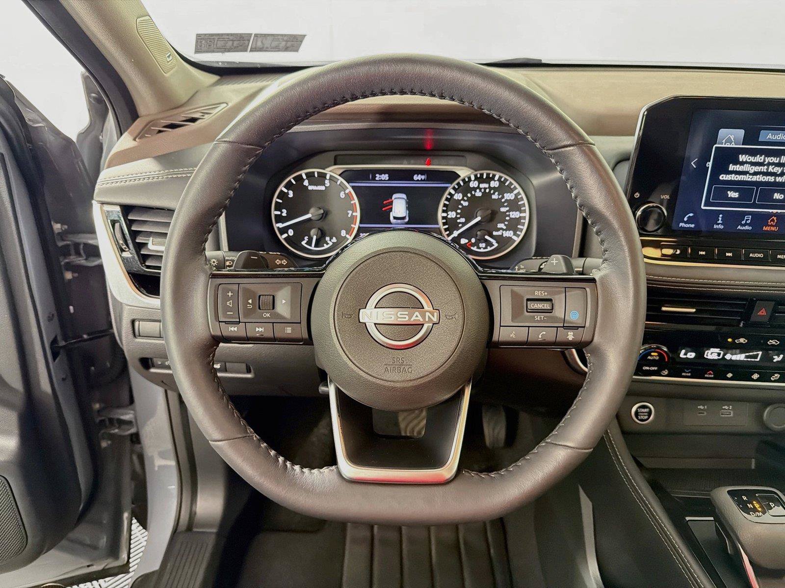 Used 2023 Nissan Rogue SL w/ SL Premium Package AWD/4WD image 3