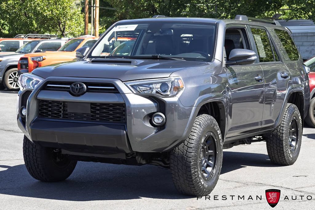 Used 2022 Toyota 4Runner TRD Off-Road Premium w/ Moonroof Package AWD/4WD image 13