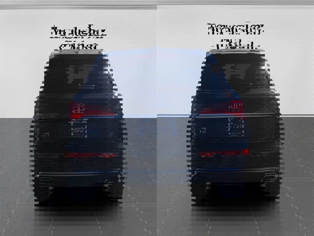 Used 2024 Audi Q5 2.0T Premium w/ Convenience Package image 6