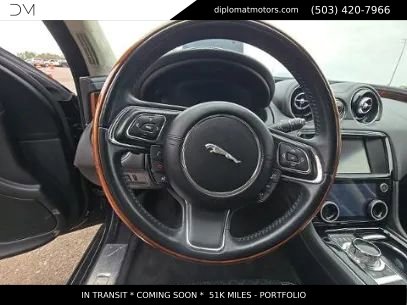 Used 2016 Jaguar XJ L Portfolio AWD/4WD image 10