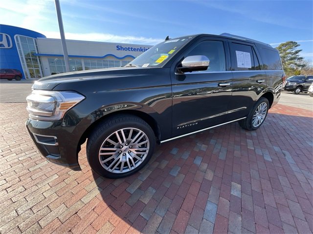 Used 2022 Ford Expedition Platinum image 11