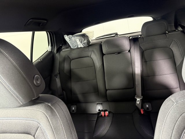 New 2026 Chevrolet Equinox EV LT image 23