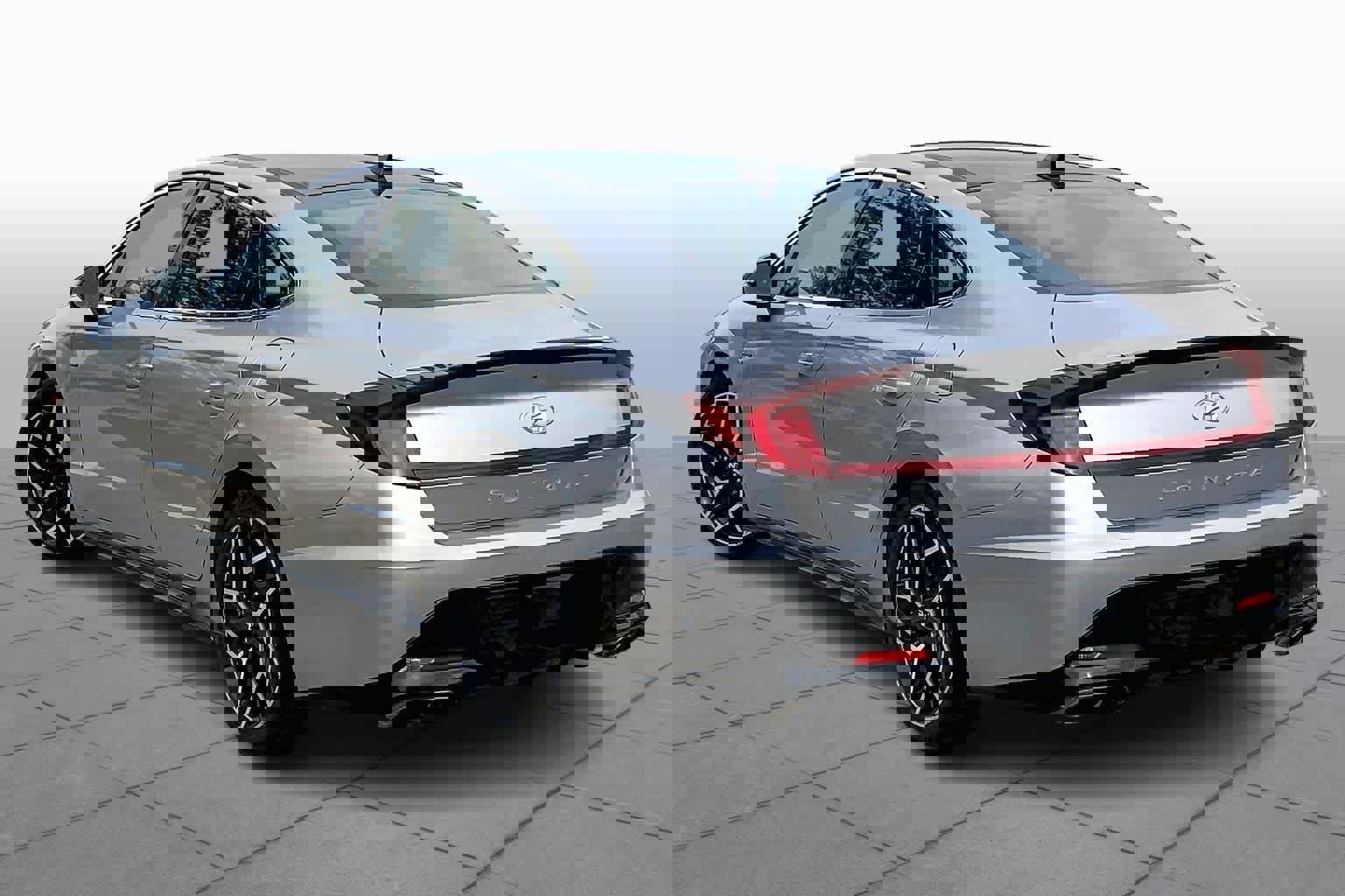 Used 2021 Hyundai Sonata N Line w/ Cargo Package image 12