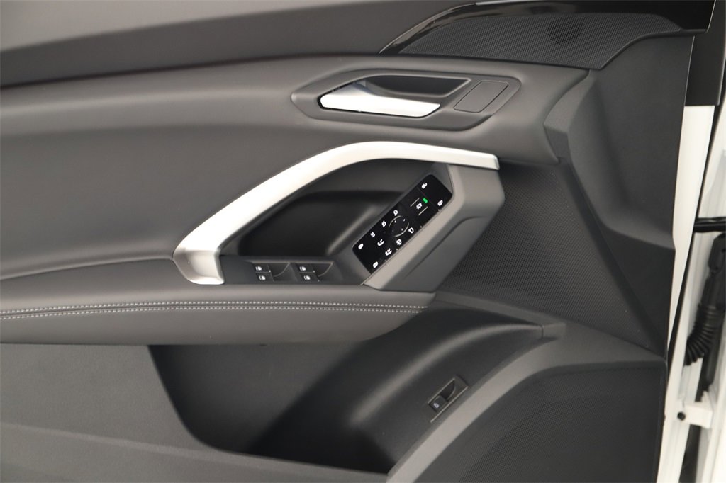 New 2025 Audi Q5 Premium image 22