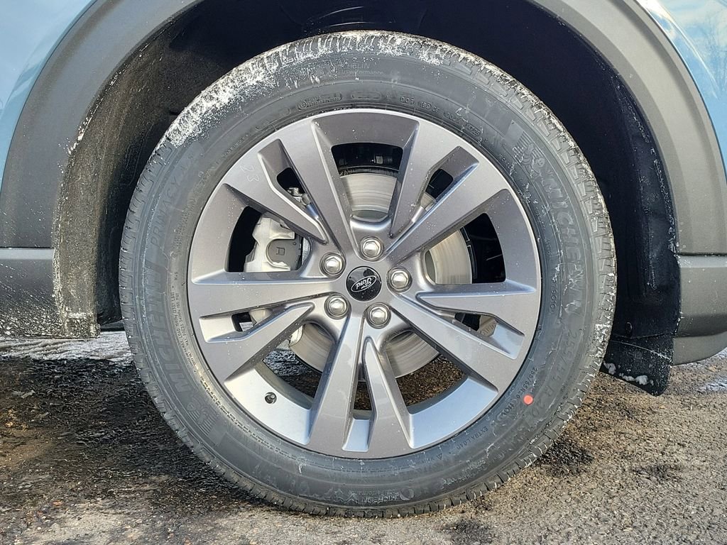 New 2026 Ford Explorer Active w/ Active Comfort Package image 9