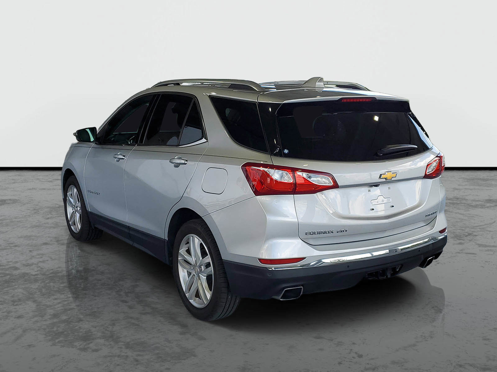 Used 2020 Chevrolet Equinox Premier FWD image 3
