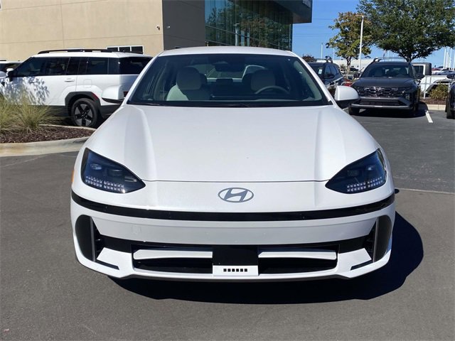 New 2025 Hyundai Ioniq 6 SEL image 2