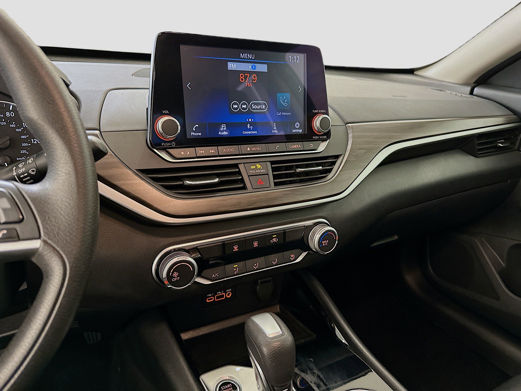 Used 2024 Nissan Altima 2.5 SV image 25