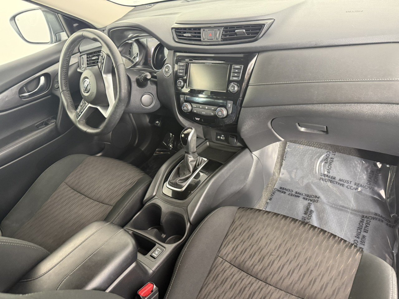 Used 2020 Nissan Rogue SV AWD/4WD image 11