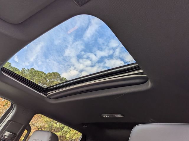 New 2026 GMC Sierra 2500 AT4 w/ AT4 Premium Plus Package image 15