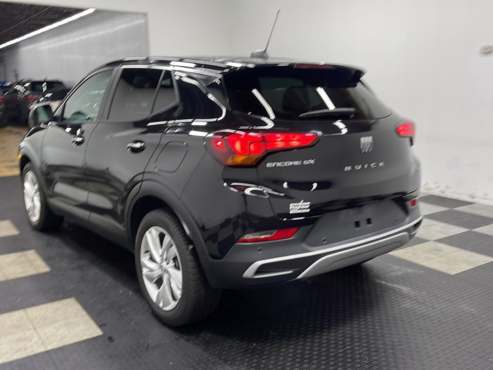 Used 2024 Buick Encore GX Preferred w/ Advanced Technology Package FWD image 16