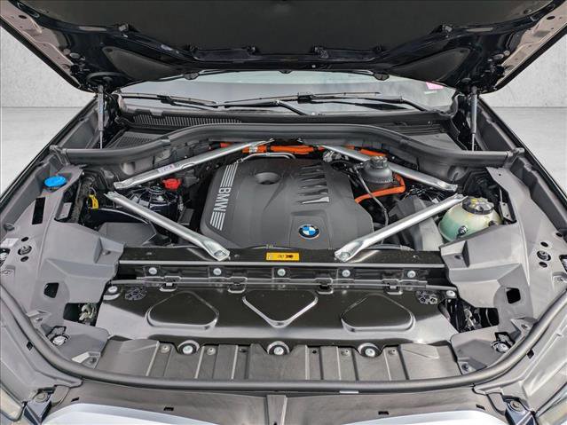 New 2026 BMW X5 xDrive50e w/ M Sport Package image 17