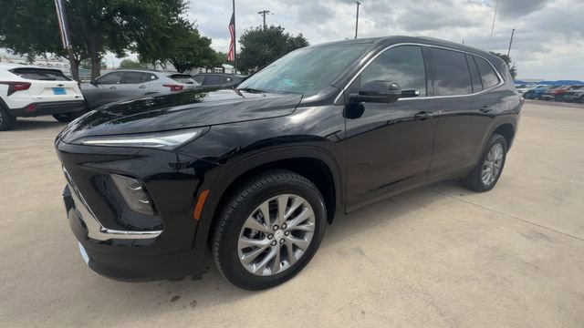 Certified 2025 Buick Enclave Preferred image 4