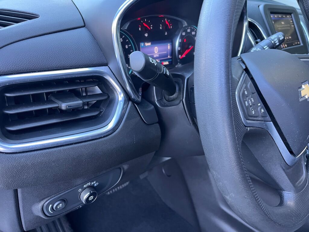 Used 2022 Chevrolet Equinox LT image 12