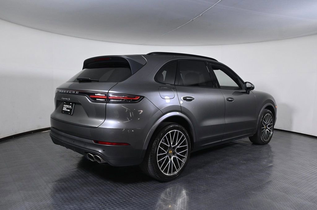 Certified 2021 Porsche Cayenne S image 7