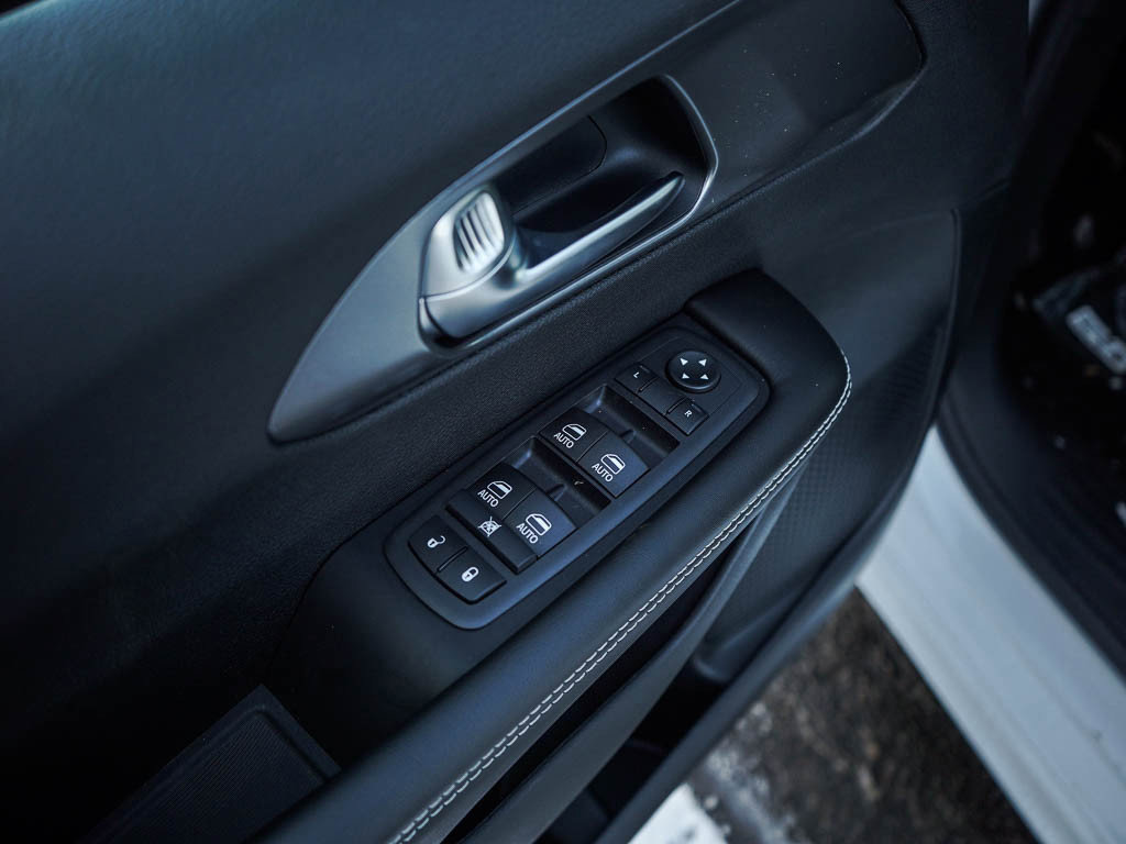 New 2026 Chrysler Voyager LX FWD image 20