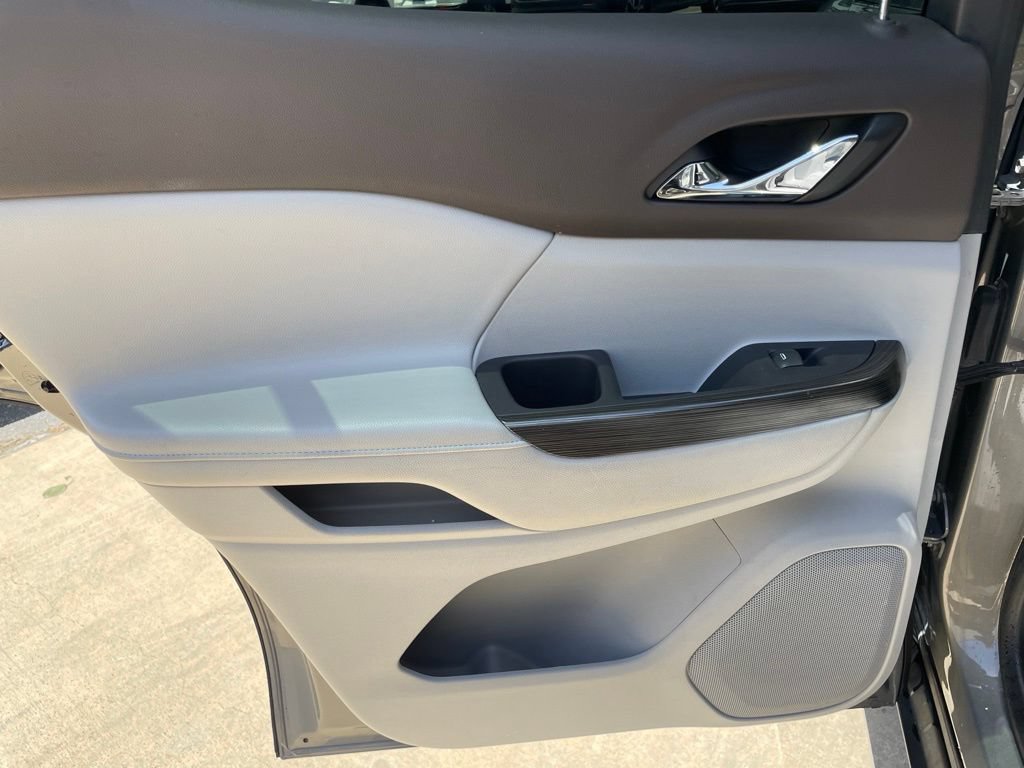Used 2019 GMC Acadia SLT FWD image 23