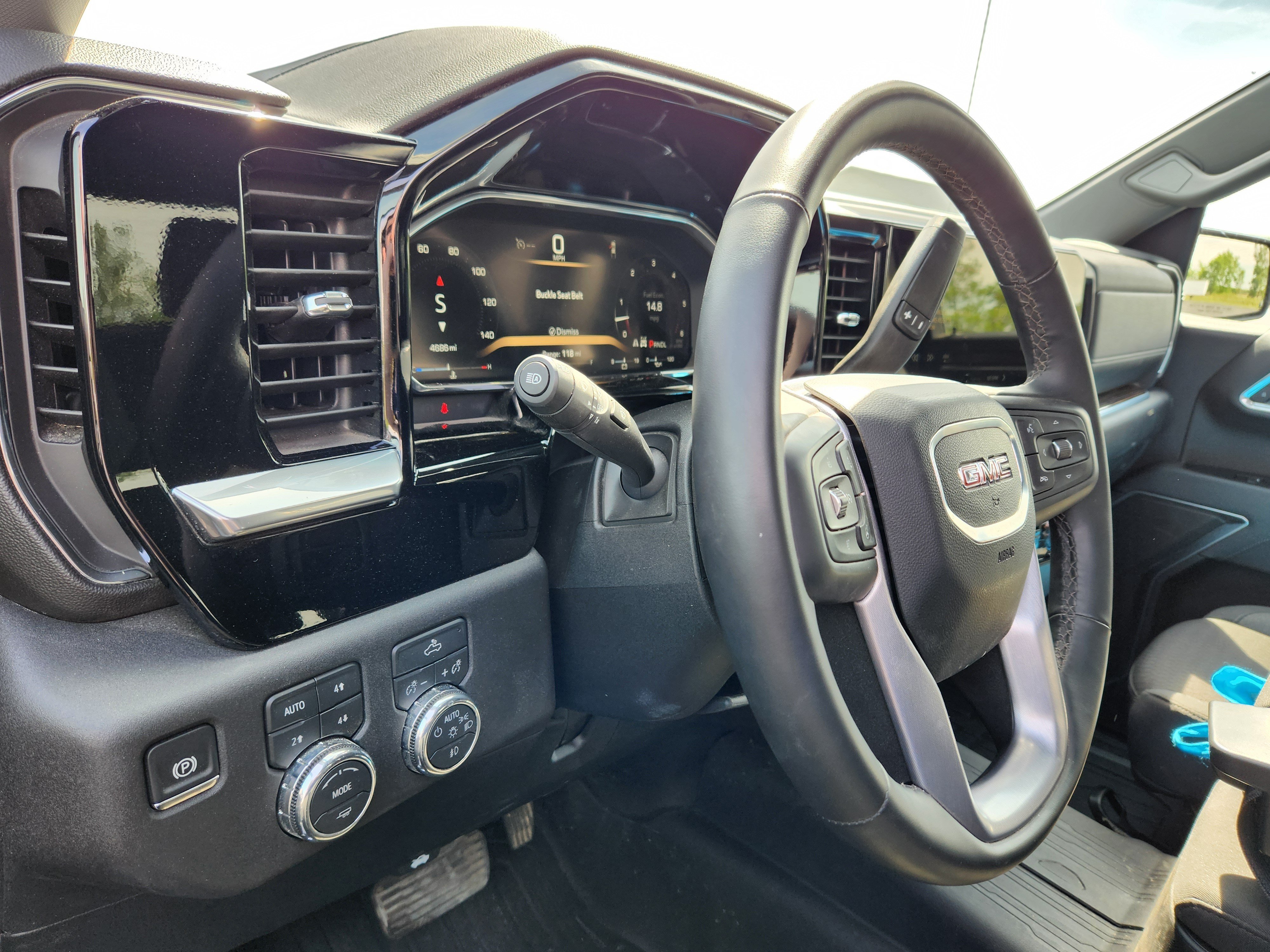 New 2026 GMC Sierra 1500 Elevation w/ X31 Off-Road Package AWD/4WD image 16