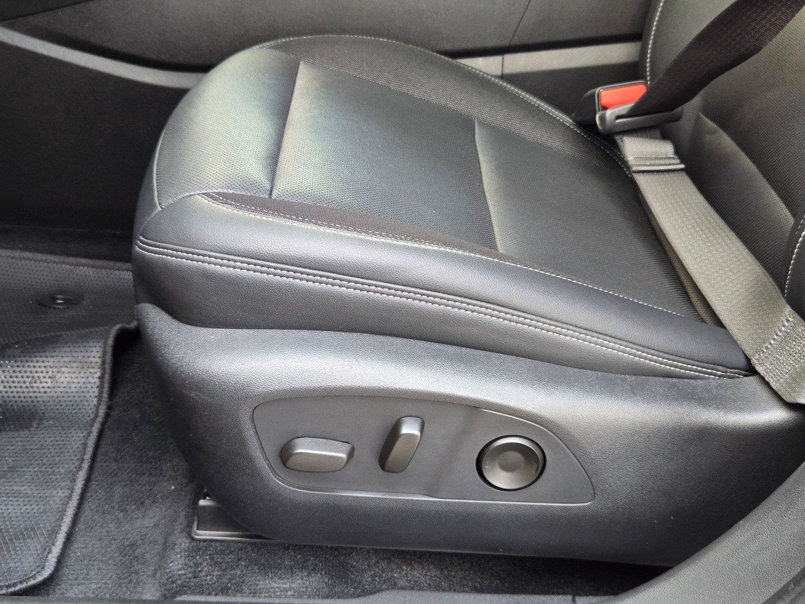 Used 2024 Chevrolet Blazer EV LT AWD/4WD image 26