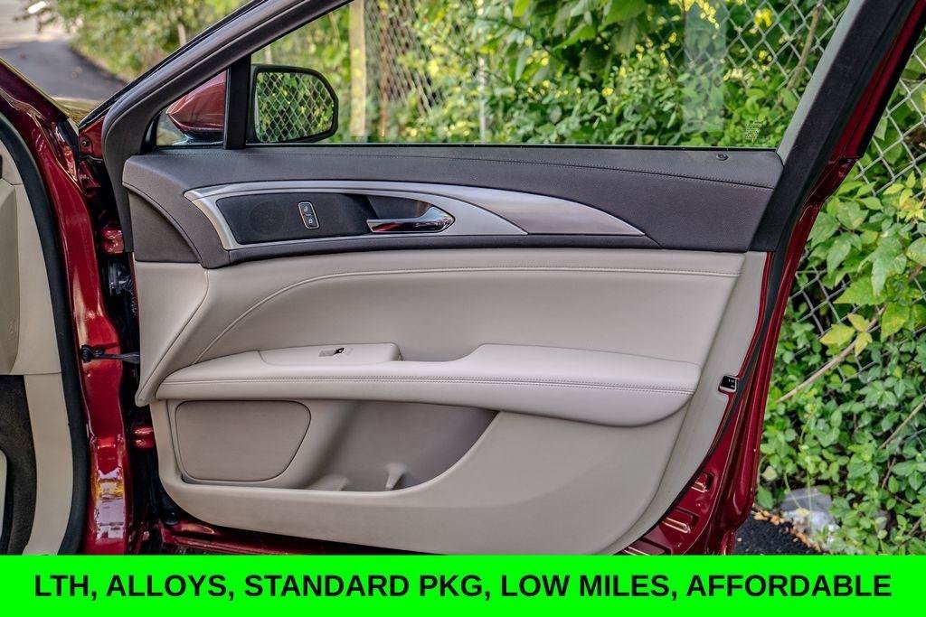 Used 2019 Lincoln MKZ Premiere FWD image 19