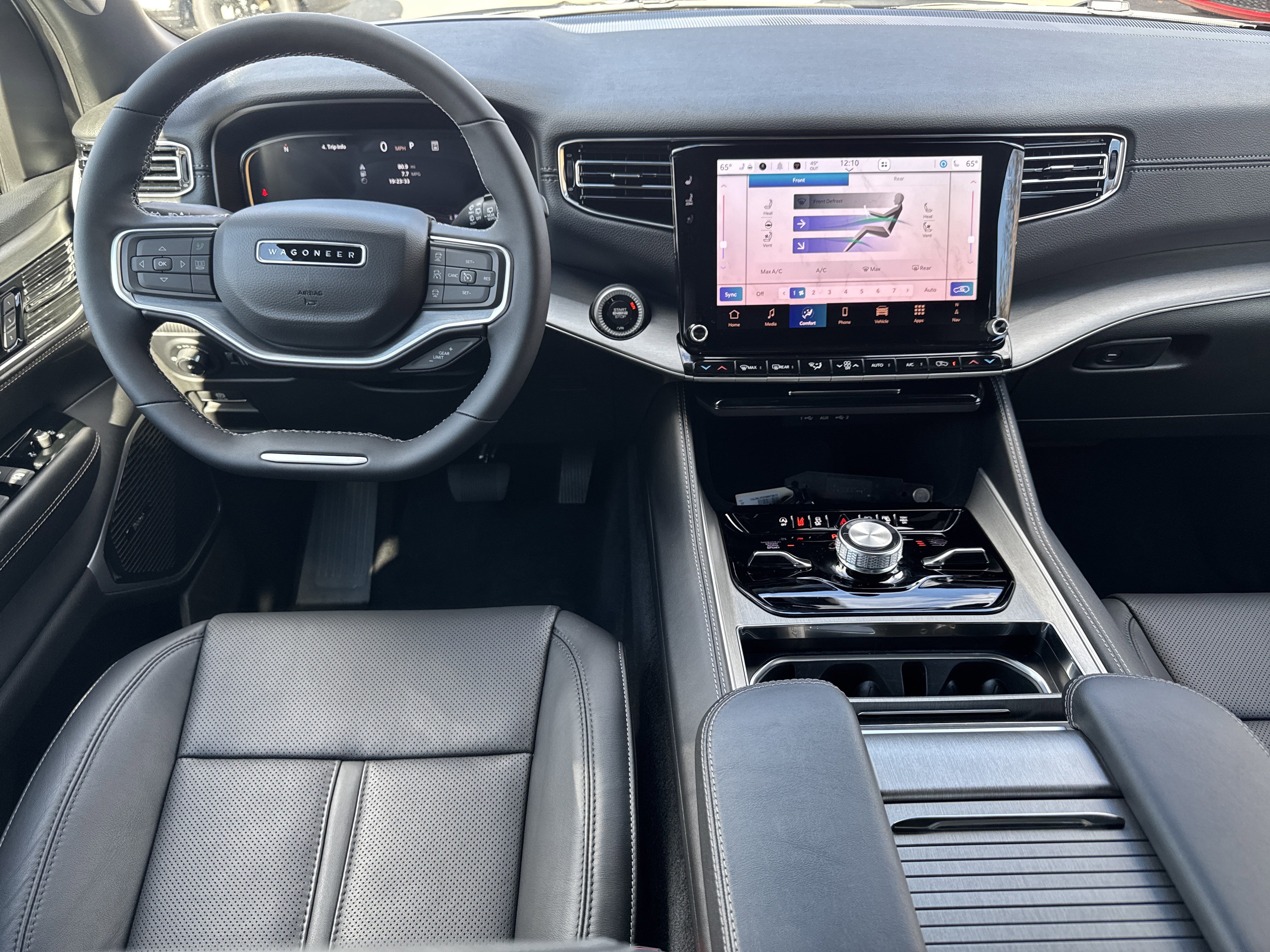 New 2025 Jeep Wagoneer L Series III image 5