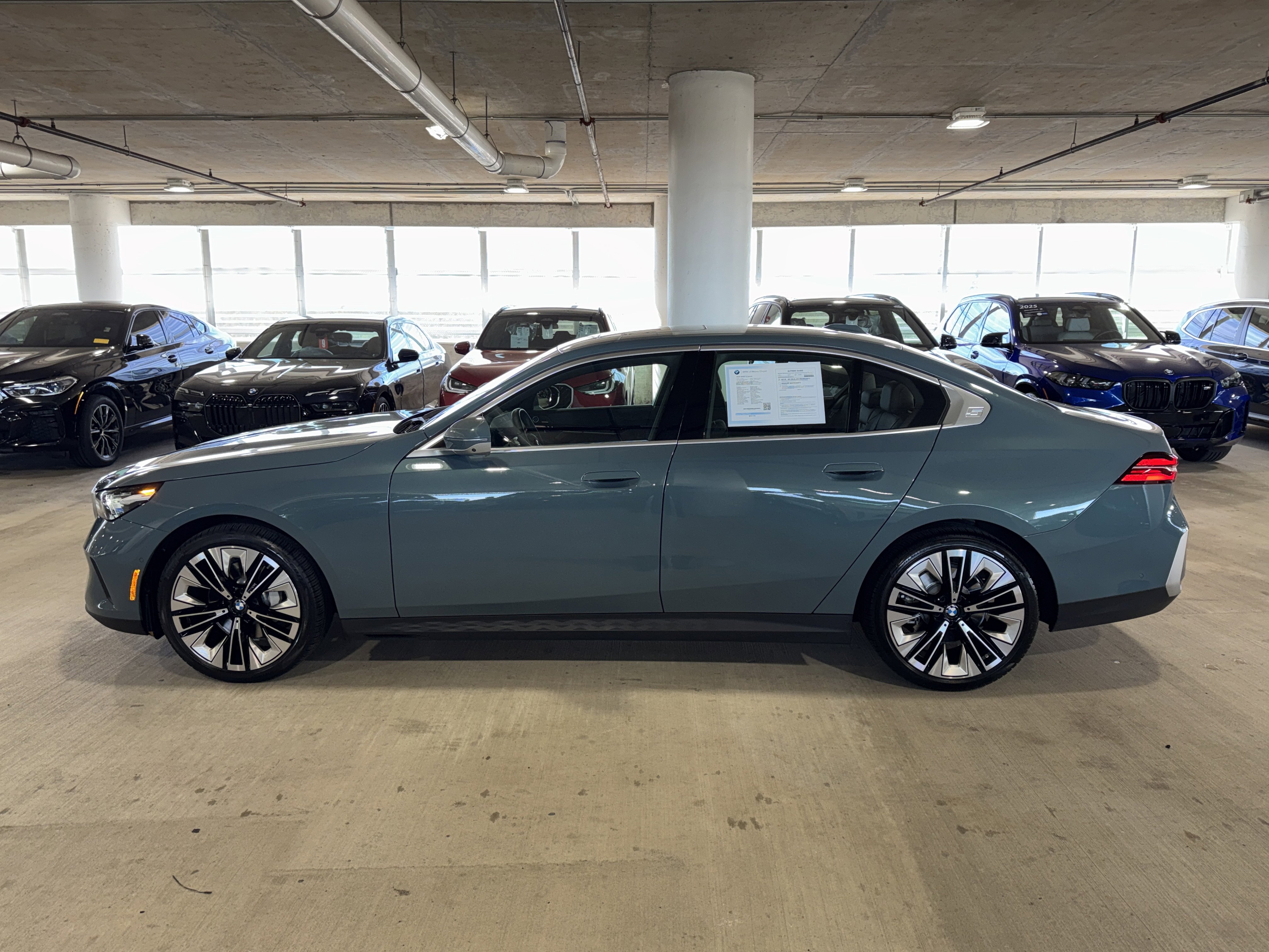 Certified 2025 BMW 530i image 5