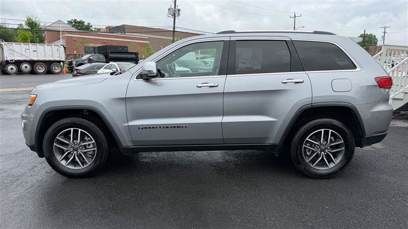 Used 2021 Jeep Grand Cherokee Limited w/ Luxury Group II AWD/4WD image 3