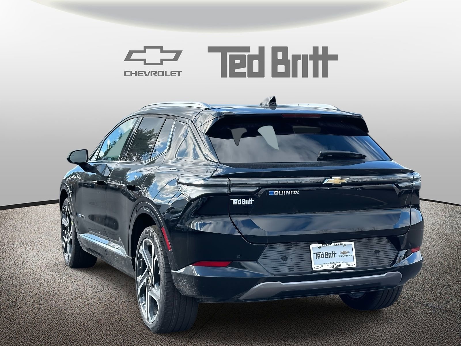 New 2026 Chevrolet Equinox EV LT w/ Convenience Package II image 6