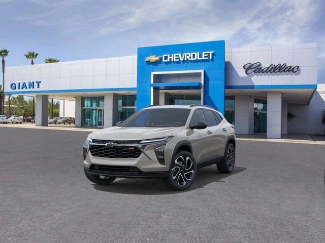 New 2026 Chevrolet Trax RS w/ Sunroof Package FWD image 8