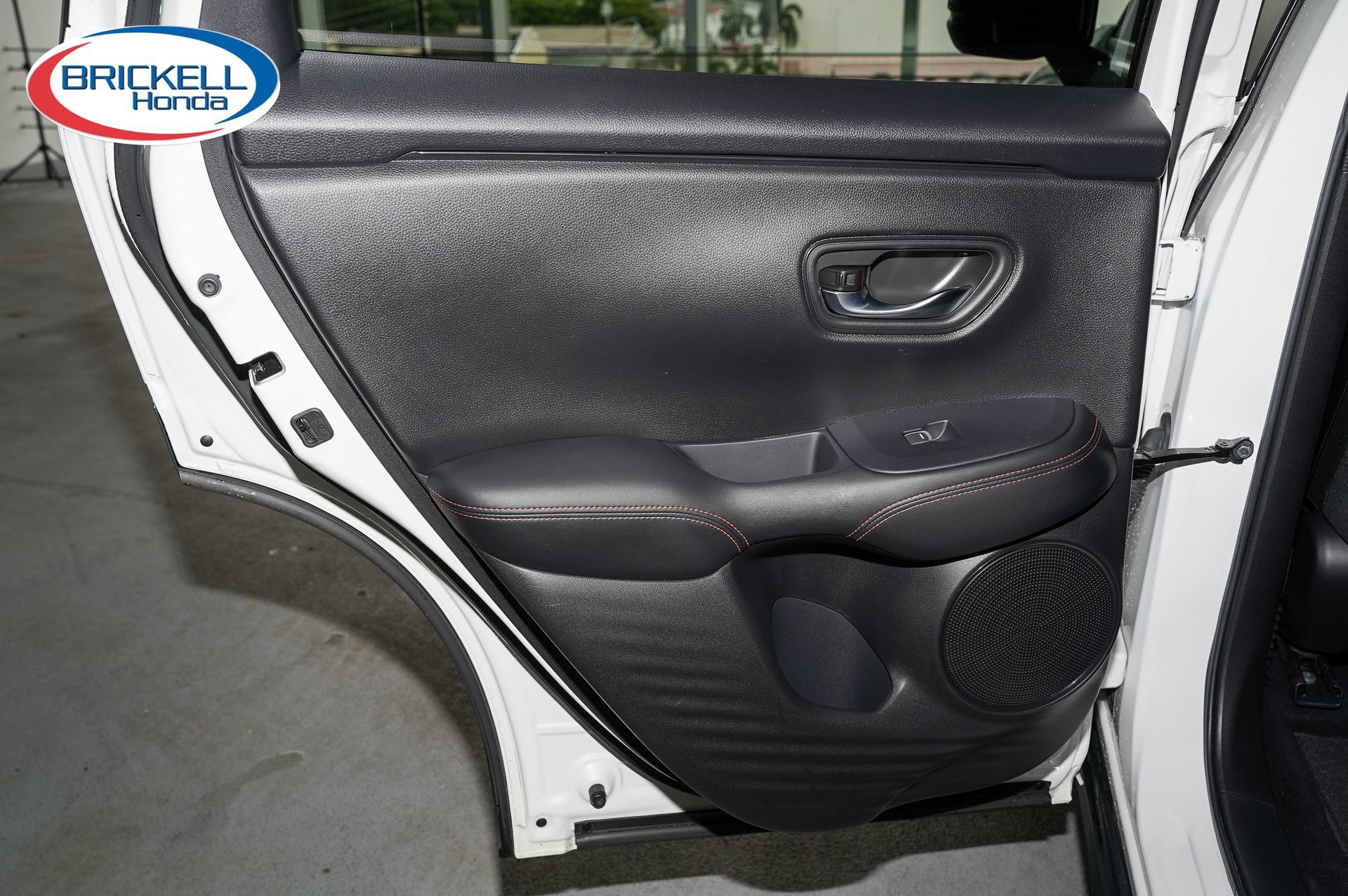 Used 2024 Honda HR-V Sport image 11
