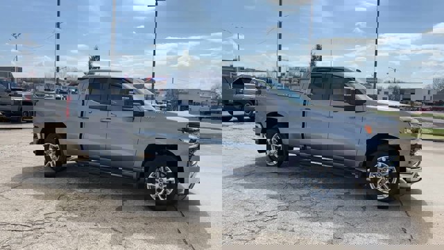 Used 2023 Chevrolet Silverado 1500 LT w/ Max Trailering Package image 2